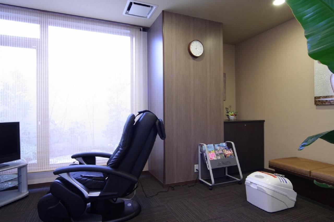 Route-inn Mito Kencho-mae